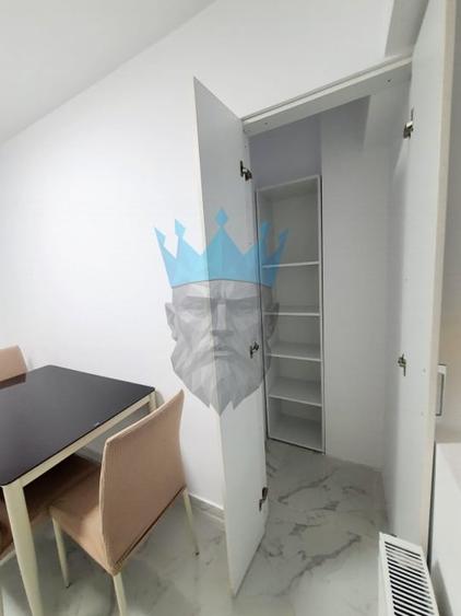 Apartament cu 3 camere decomandat, mobilat în Moșilor