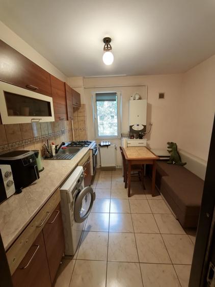 Apartament cu 2 camere semidecomandat în Galata