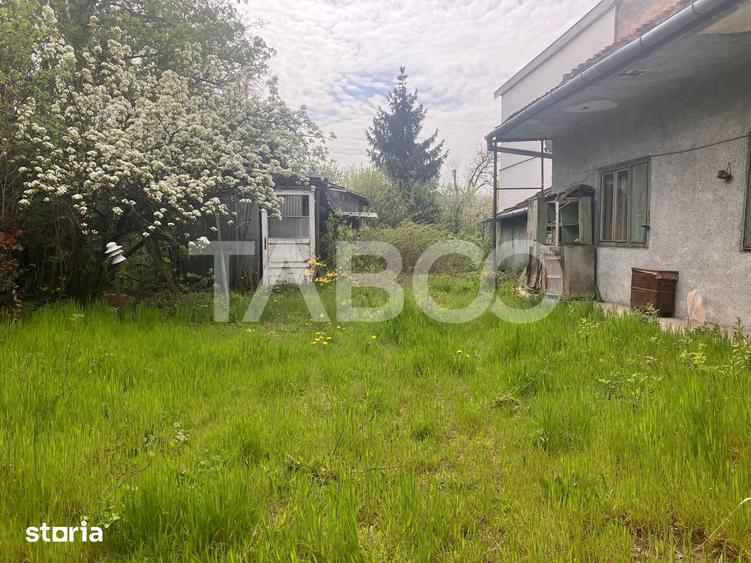 Casă cu 2 camere cu Teren 670 Mp în Gheorgheni