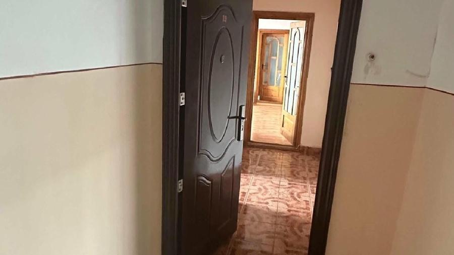 Apartament cu 2 camere semidecomandat în Micro 5