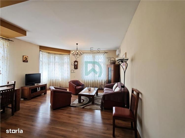 Apartament cu 2 camere decomandat în Centrul Istoric
