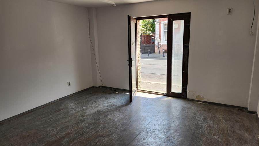 Spațiu comercial, de 26 mp, în Ștefan cel Mare
