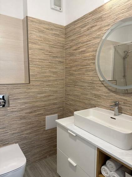 Apartament cu 2 camere semidecomandat, mobilat în Floreasca