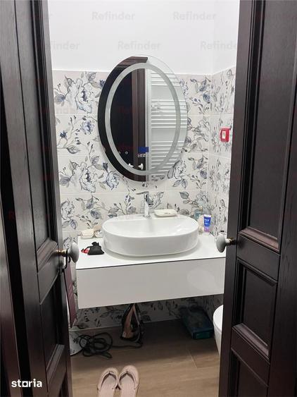 Apartament cu 3 camere decomandat în Centrul Civic