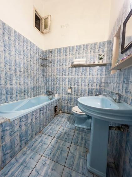 Apartament cu 3 camere semidecomandat în P-ța Maria