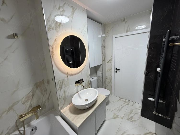 Apartament cu 4 camere decomandat în Centru Civic