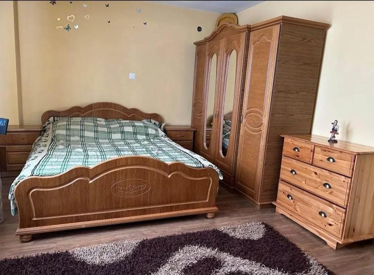 Apartament cu 3 camere în Șcheia
