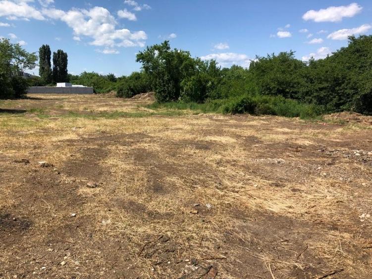 Teren Construcții intravilan de 2900 mp, în Prundu