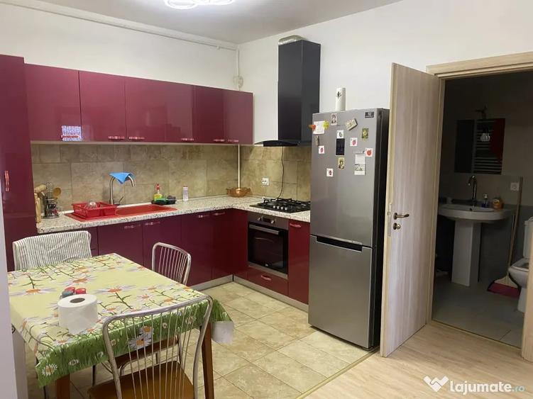 Apartament cu 2 camere decomandat în Berceni