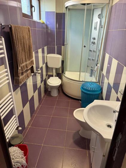 Apartament cu 3 camere decomandat în Rogerius