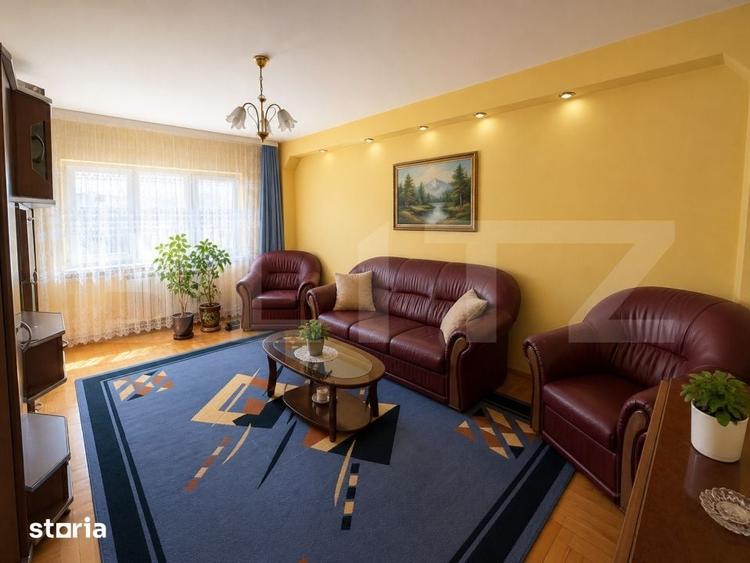 Apartament cu 3 camere decomandat în Obcini