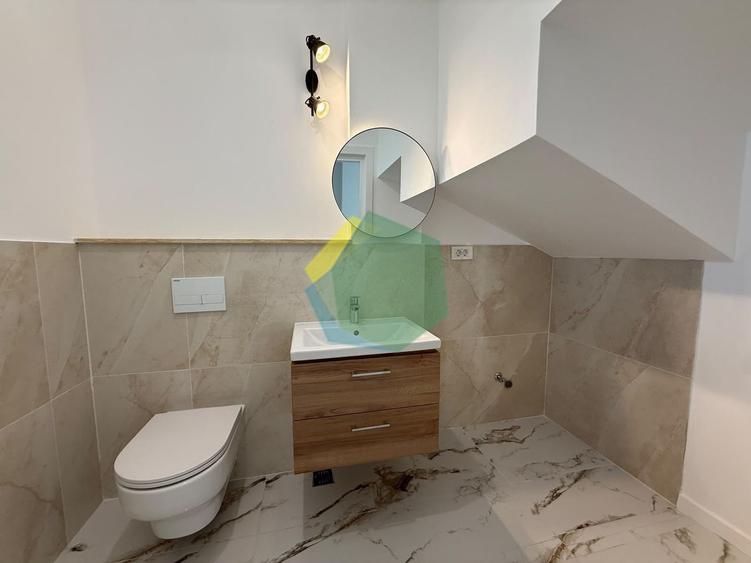 Duplex cu 4 camere cu Canalizare în Odăi