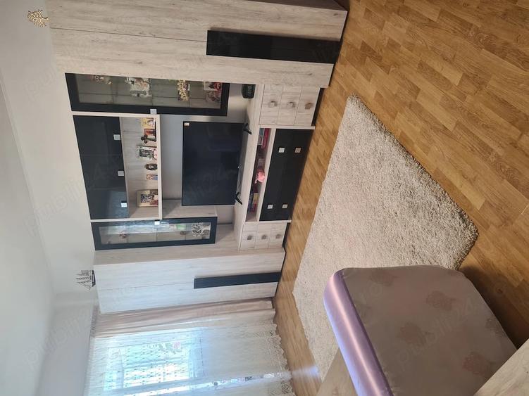 Apartament cu 2 camere semidecomandat în Alexandriei