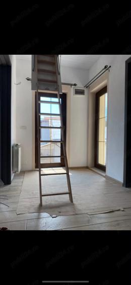 Casă cu 4 camere cu Teren 250 Mp în Central
