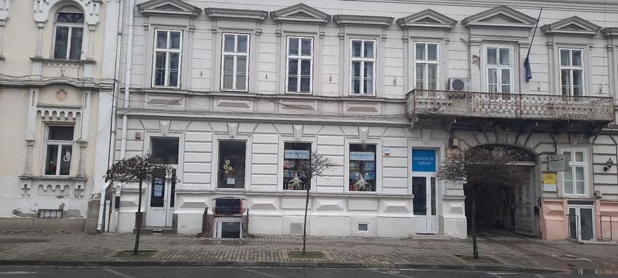 Spațiu comercial, de 28 mp, în Central