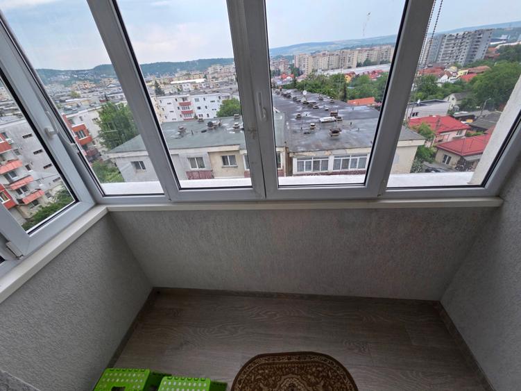 Apartament cu 4 camere decomandat în Mănăștur