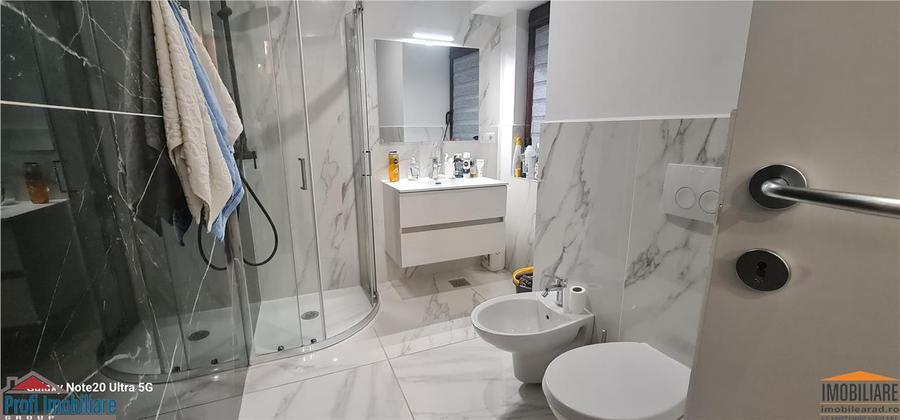 Apartament cu 2 camere circular, mobilat în Central