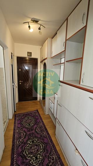 Apartament cu 2 camere semidecomandat în Est
