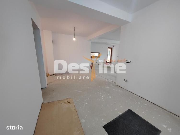 Casă cu 4 camere cu Teren 1000 Mp în Bârnova