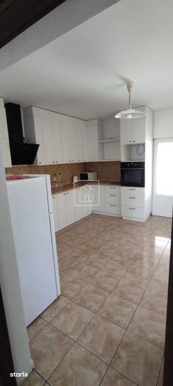 Casă cu 4 camere cu Teren 500 Mp în Tolstoi