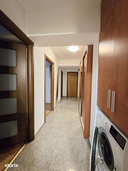 Apartament cu 3 camere în Faleză