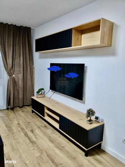 Apartament cu 3 camere decomandat în Astra
