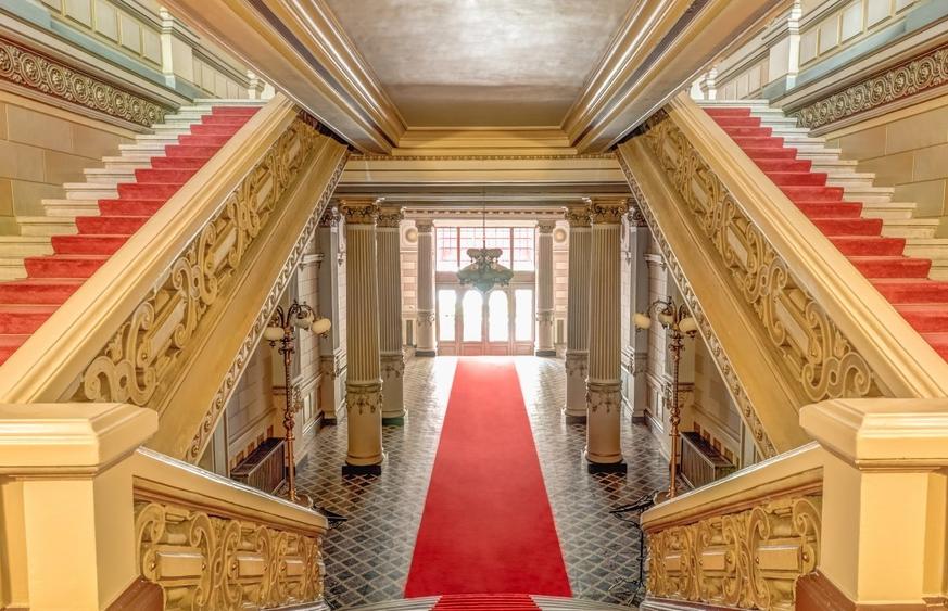 Casă individuală cu 82 camere cu Teren 16491 Mp în Unirii