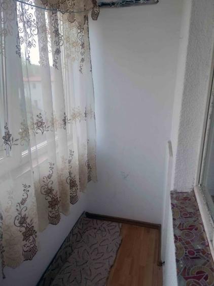 Apartament cu 3 camere decomandat, mobilat în Mircea cel Bătrân