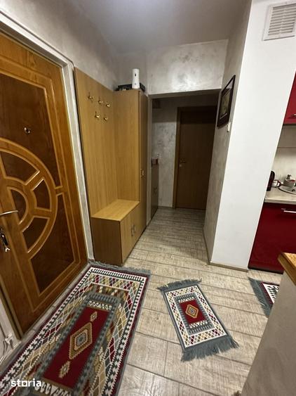 Apartament cu 2 camere decomandat în Astra