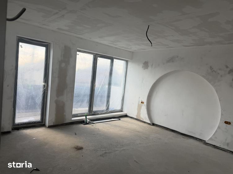 Casă cu 5 camere decomandat cu Teren 586 Mp în Slătioara