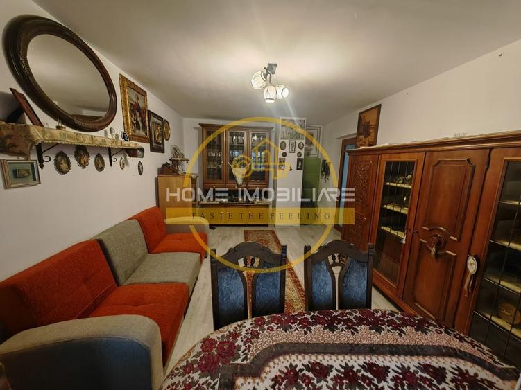 Apartament cu 4 camere decomandat, mobilat în Dacia