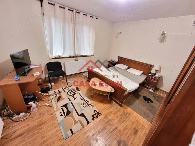 Casă cu 6 camere în Câmpina