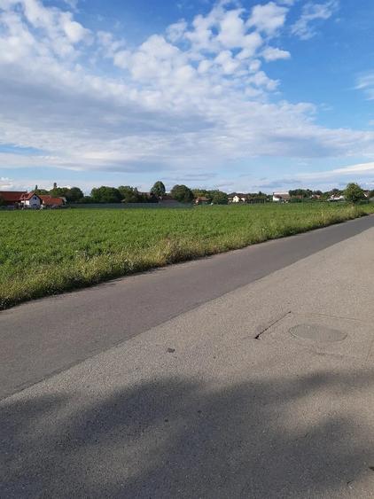 Teren de 2325 mp, în Central