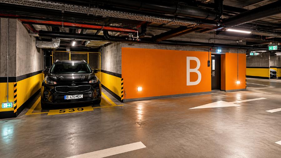Apartament cu 3 camere decomandat, mobilat în Străulești