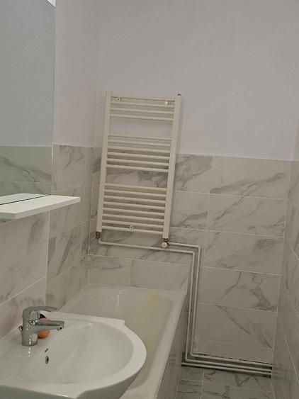 Apartament cu 2 camere decomandat în Exterior Vest