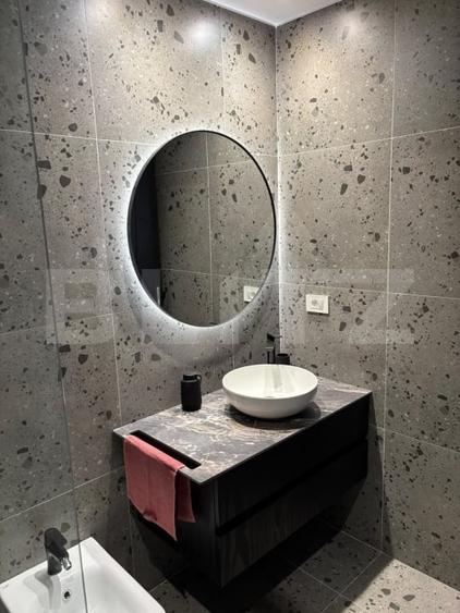 Apartament cu 2 camere decomandat, mobilat în Central