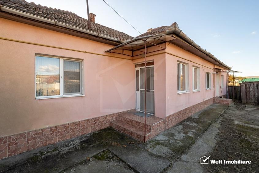 Casă individuală cu 3 camere cu Canalizare în Someșeni