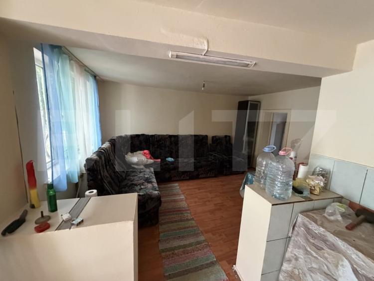 Casă cu 3 camere cu Teren 1500 Mp în Sânpetru Almașului