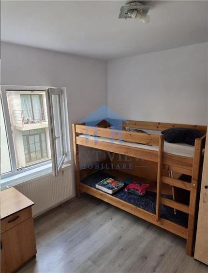 Apartament cu 2 camere decomandat în Zorilor