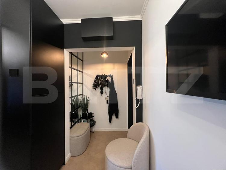 Apartament cu 3 camere semidecomandat, mobilat în Valea Rosie