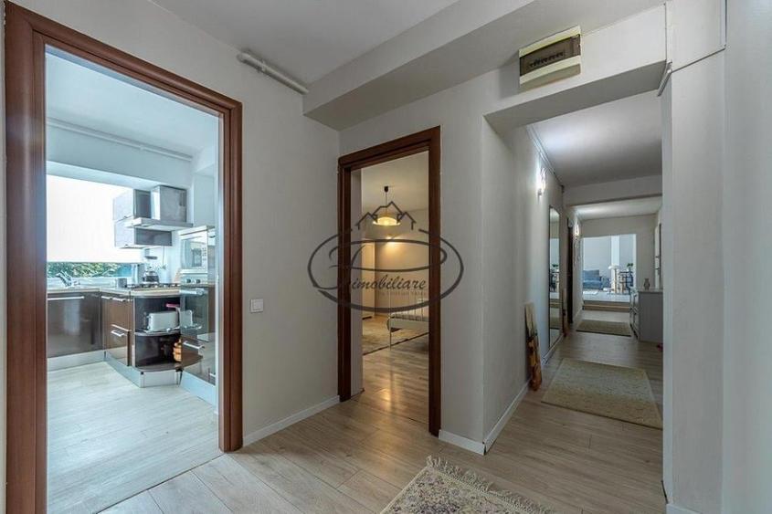 Apartament cu 4 camere în Calea Călărașilor
