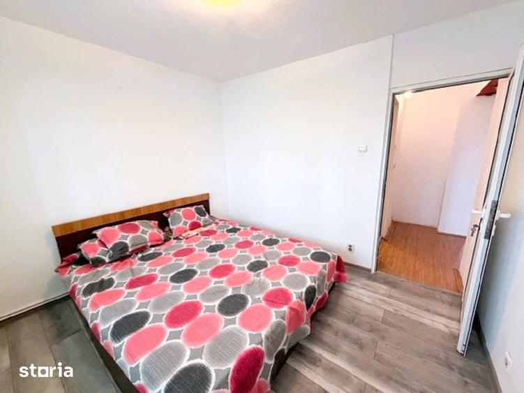 Apartament cu 3 camere decomandat în Tineretului