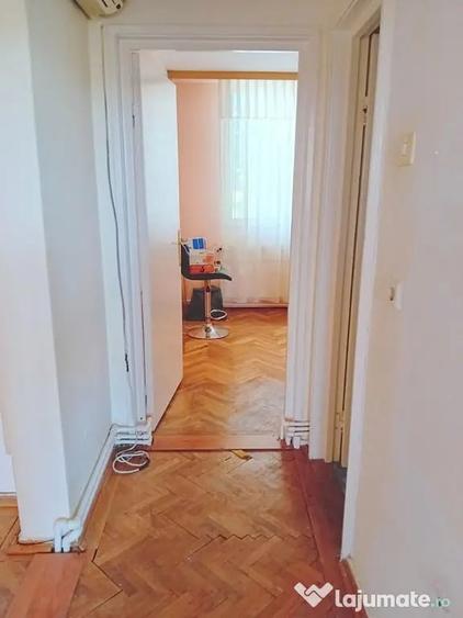 Apartament cu 3 camere decomandat în Țiglina 2