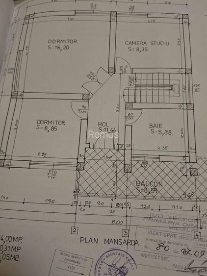 Casă cu 4 camere în Central