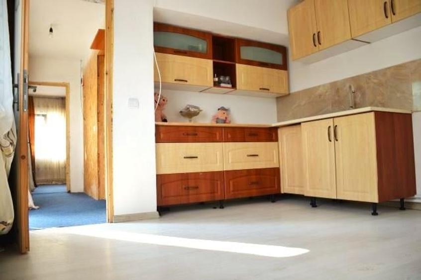 Casă individuală cu 2 camere cu Teren 370 Mp în Exterior Nord