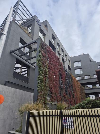 Penthouse cu 3 camere decomandat în Dacia