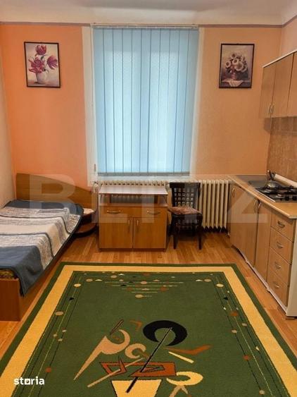 Casă cu 4 camere decomandat cu Teren 250 Mp în Central