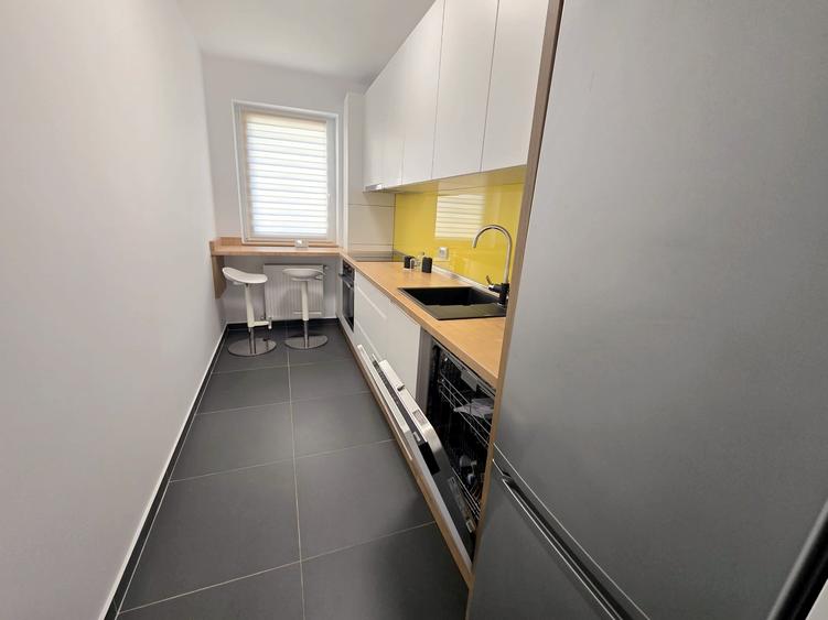 Apartament cu 2 camere semidecomandat în Dâmbul Rotund