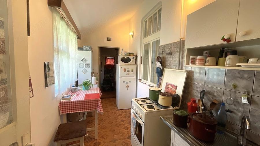 Casă cu 2 camere cu Teren 360 Mp în Mărăști