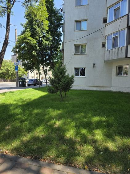 Apartament cu 2 camere decomandat în Alexandru cel Bun